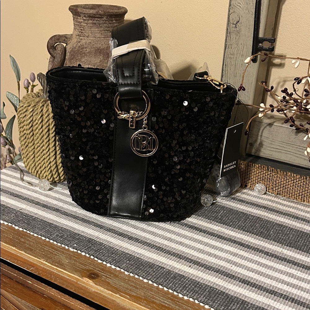Badgley Mischka Sequin Black Shoulder Bag